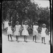 Little girls, 1936